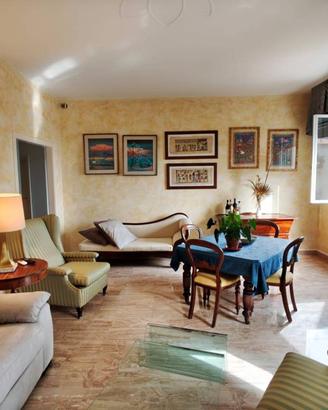 Appartamento di 120 m² con 5 locali a Albenga