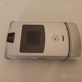 Motorola v3