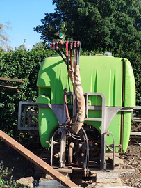 Botte diserbante autolivellante OMA 800 litri