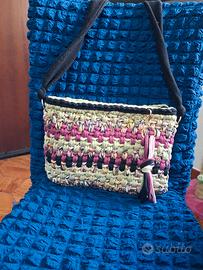 borsa uncinetto realizzata con punto canestro 