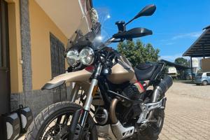 Moto guzzi v85tt centenario