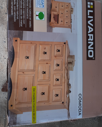 Mobiletto,entratina in legno