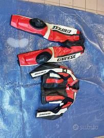 Tuta in pelle da moto Dainese