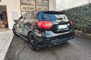 Mercedes Classe A Black Night AMG 