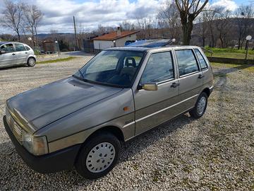 fiat uno