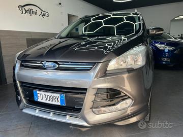 Ford Kuga 2.0 TDCI 180 CV S&S 4WD Powershift Titan