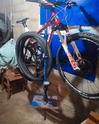bici MTB bianchi misura 26 taglia M 