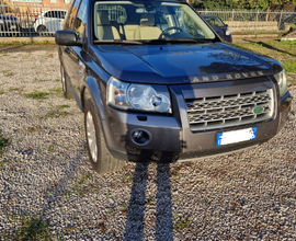 Land rover freelender 2.2 HSE luxury