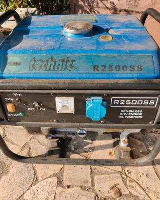 generatore 2000 watt 12 litri serbatoio benzina