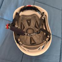 Caschetto da montagna o bici. 