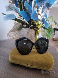 Occhiali Gucci modello cat eyes