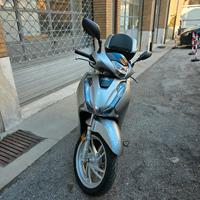 Honda SH 125 ABS (2018) - Solo 8.400 km - Come Nuo
