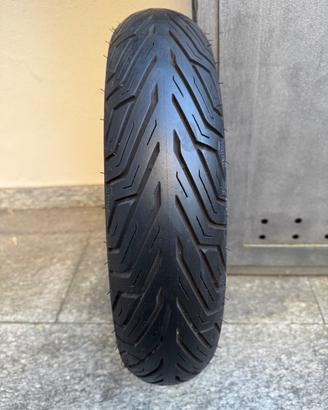 Pneumatico Michelin City Grip 110/70-16