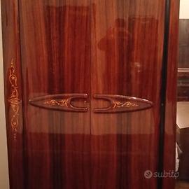 Armadio antiquariato