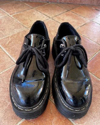 Scarpe lucide platform