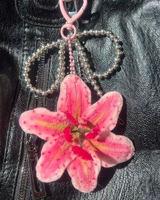 portachiavi fiore rosa accessorio estivo