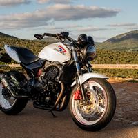Honda Hornet custom 600