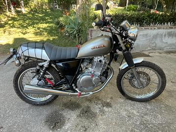 Suzuki TU 250 X scrambler