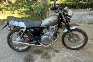 Suzuki TU 250 X scrambler