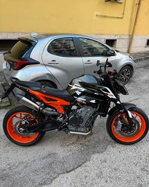KTM DUKE 890 GP