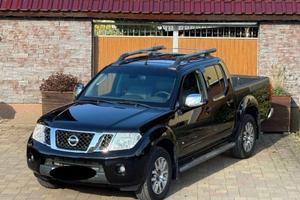 Nissan Navara 3.0 dCi 4 porte Double Cab LE V6 Pla