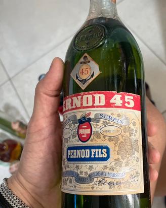 Bottiglia vintage pernod 45