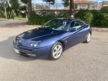 Alfa Romeo GTV 2.0 COUPÉ