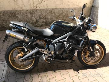 Triumph Street Triple - 2010