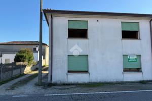 CASA INDIPENDENTE A VILLADOSE