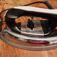 Ferro da stiro Rowenta