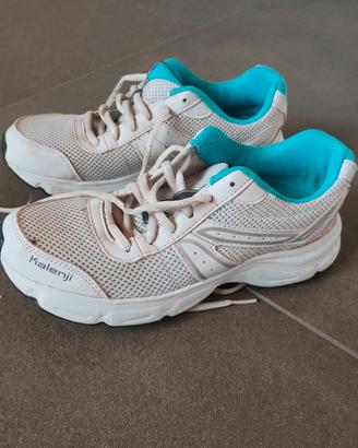 scarpe running Kalenji bianche e azzurre