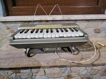 pianola antica anni 50 