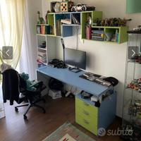 Cameretta completa con scrivania e armadio