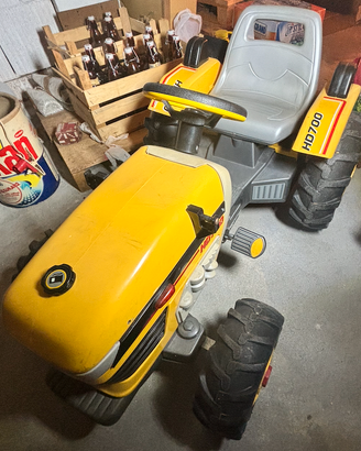 Trattore per bambini a pedali