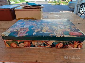 scatola in latta vintage