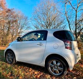ricambi toyota iq