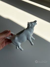 Lattiera mucca