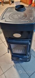 stufa in ghisa nordica usata come nuovo 