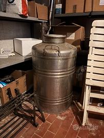 Contenitorii per olio acciaio