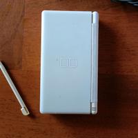 Nintendo DS lite