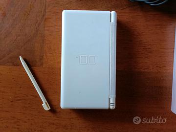 Nintendo DS lite