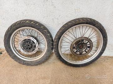 coppia cerchi per Suzuki Dr 600/650 