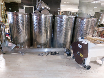 Botti inox e deraspatrice inox