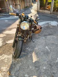 Yamaha XJR 