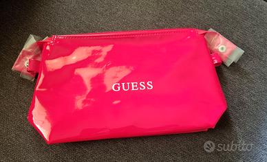 Pochette Guess