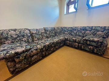 Divano modulare -Comfort e stile vintage