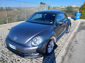 VW Maggiolino 1.6 tdi design 105 cv
