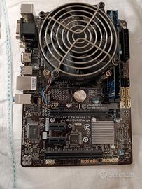 PC Gigabyte+ CPU + ram