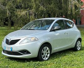 Lancia Ypsilon 1.2 69 CV 5P GPL Neopatent LEGGI TE