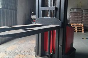 Transpallet solo 34 ore di lavoro